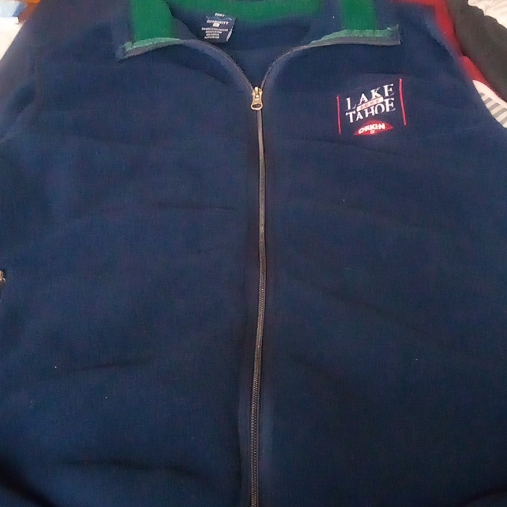 Nice lake Tahoe vest soft clean all zippers work